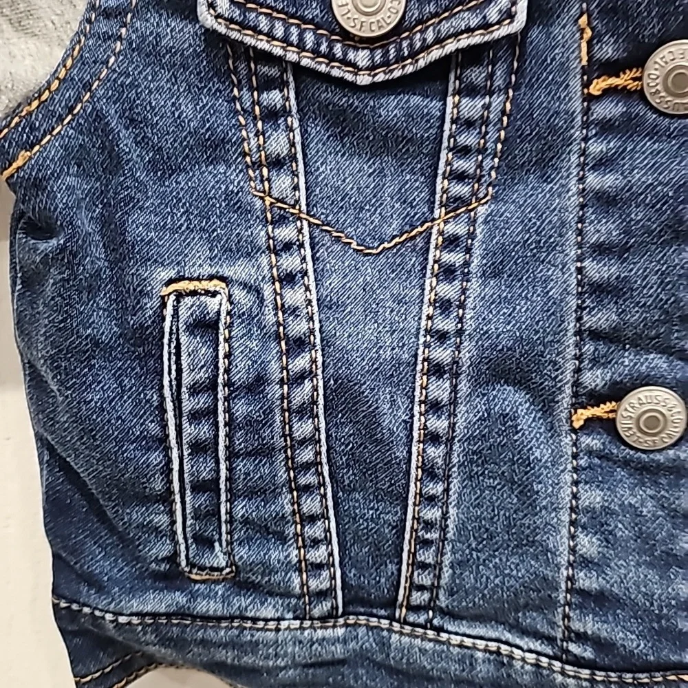 Levi Jean jacket - Picture 4 of 7